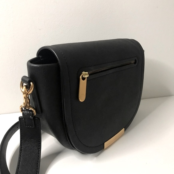Authentic Marc Jacobs Black Genuine Leather Classic Flap Med Shoulder Handbag - Picture 4 of 8
